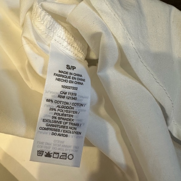 ⚡️2/$25⚡️ Minimalist Chic Off-Shoulder Cotton White Top | EUC | Sz S - Picture 7 of 8